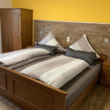 Pension Selzer Antrifttal Екстериор снимка